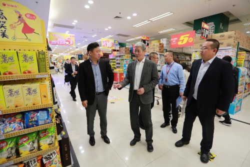 华润集团傅育宁董事长调研华润万家大连高新店