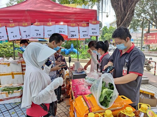 华润万家全力保障广州疫情重点区域民生必需品