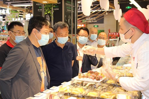 华润集团董事长王祥明赴新疆参加国资央企助力新疆高质量发展活动