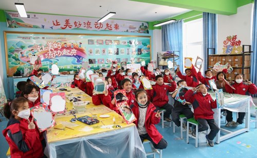 华润万家“美好流动课堂”走入宁夏海原曹洼乡中心小学