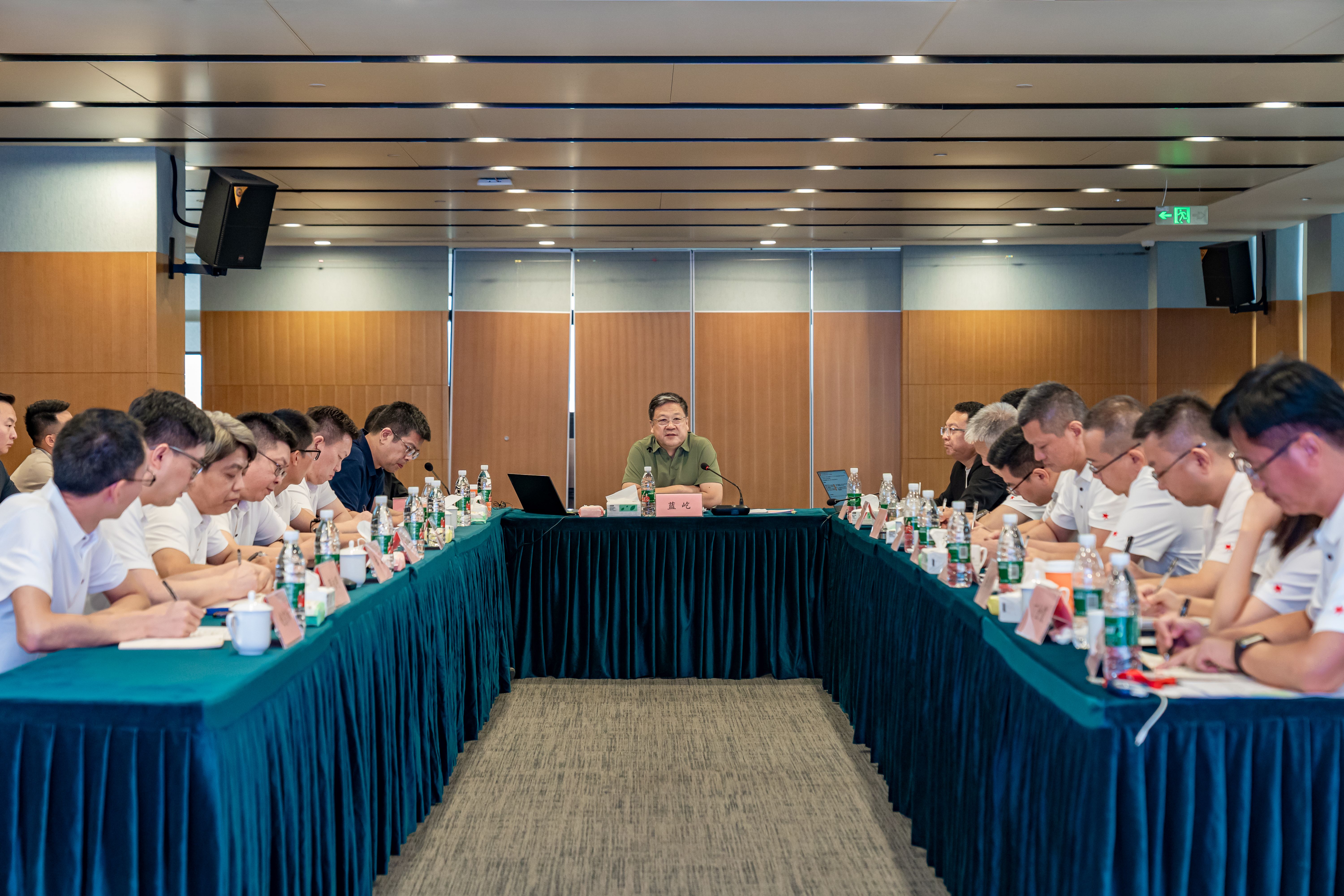 华润集团蓝屹副总经理赴华润万家华东大区调研