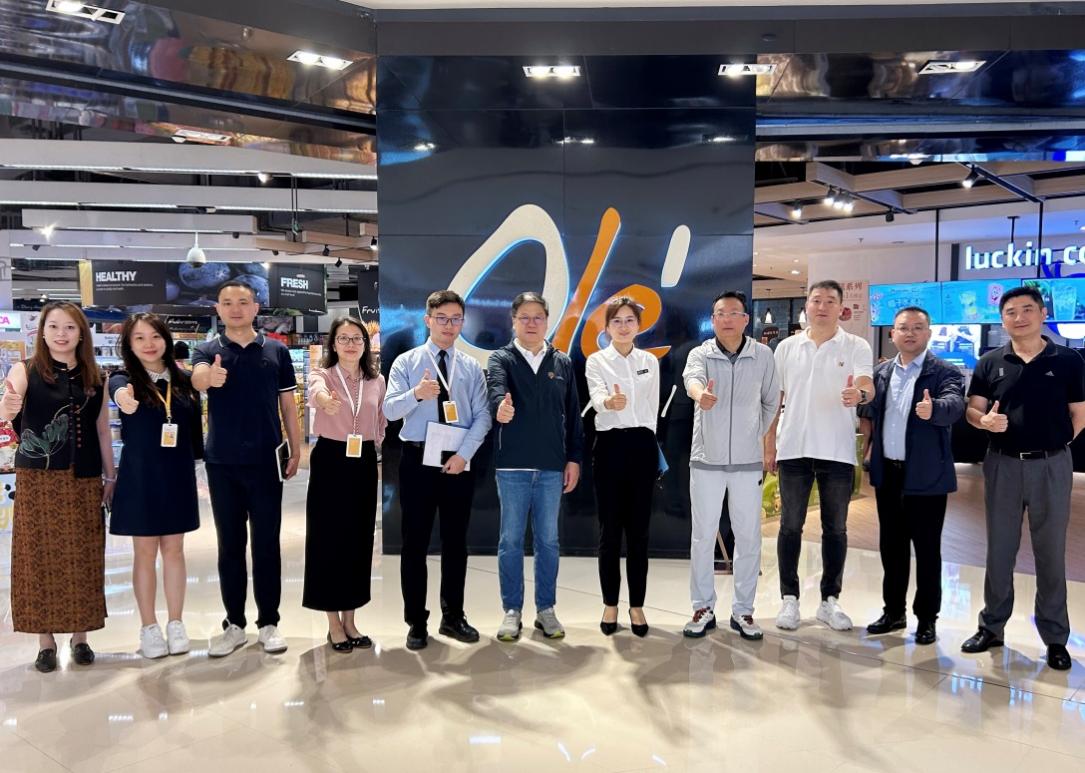 集团蓝屹副总经理赴华润万家无锡、杭州门店调研