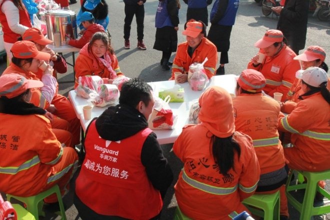 华润万家携手开启“姜爱暖杭城”公益活动