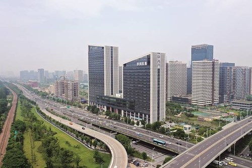 华润苏果：轰鸣“红色引擎”，奋进新“赶考之路”